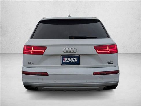 Used 2017 Audi Q7 3.0T Premium Plus image 6
