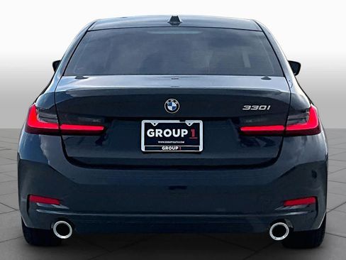 Used 2025 BMW 330i Sedan w/ Premium Package RWD image 4