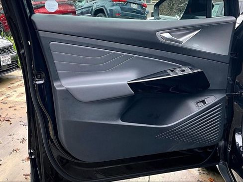 Certified 2023 Volkswagen ID.4 Pro S Plus image 26