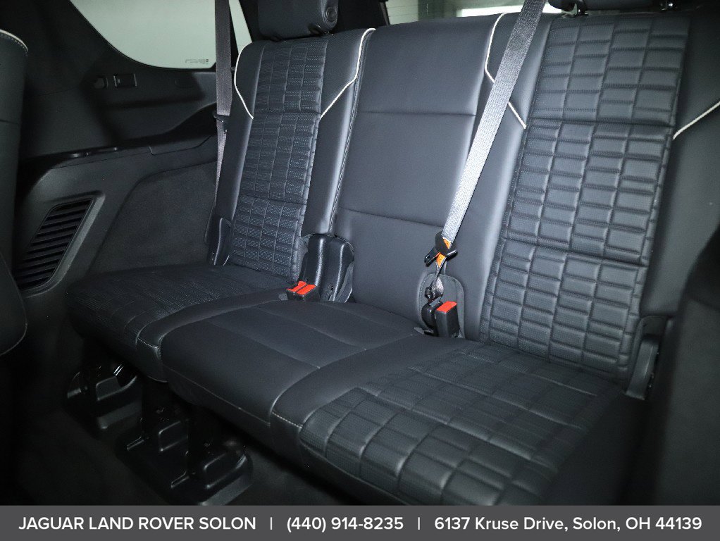 Used 2022 Cadillac Escalade Sport Platinum w/ LPO, ONYX Package AWD/4WD image 29