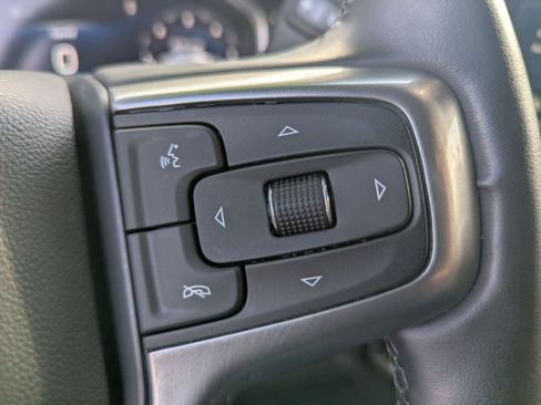 Used 2025 Chevrolet Silverado 1500 LT AWD/4WD image 20