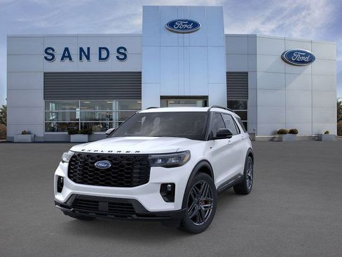 New 2026 Ford Explorer ST-Line w/ ST-Line Street Pack image 2