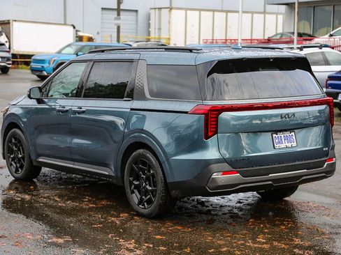 Certified 2025 Kia Carnival SX Prestige FWD image 7