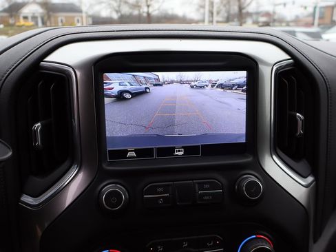 Used 2021 Chevrolet Silverado 1500 LT w/ Convenience Package II image 22