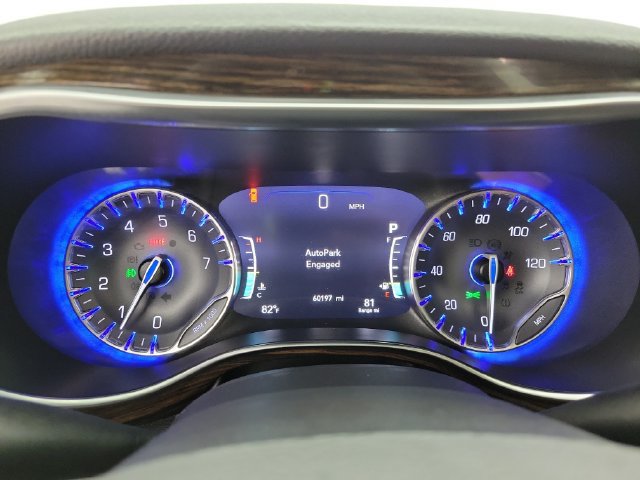 Used 2023 Chrysler Pacifica Pinnacle AWD/4WD image 24