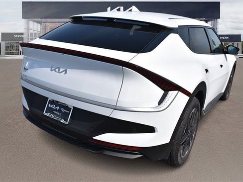 New 2025 Kia EV6 Light image 4