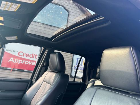 Used 2017 Ford Expedition EL Limited image 19