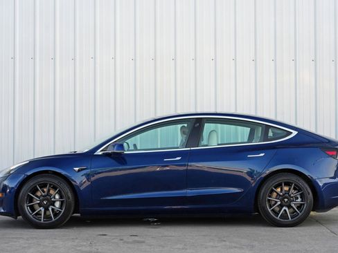 Used 2019 Tesla Model 3 Long Range image 8