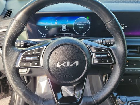 Used 2025 Kia Seltos SX w/ SX Sunroof Package AWD/4WD image 18