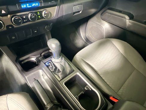 Used 2023 Toyota Tacoma SR AWD/4WD image 25