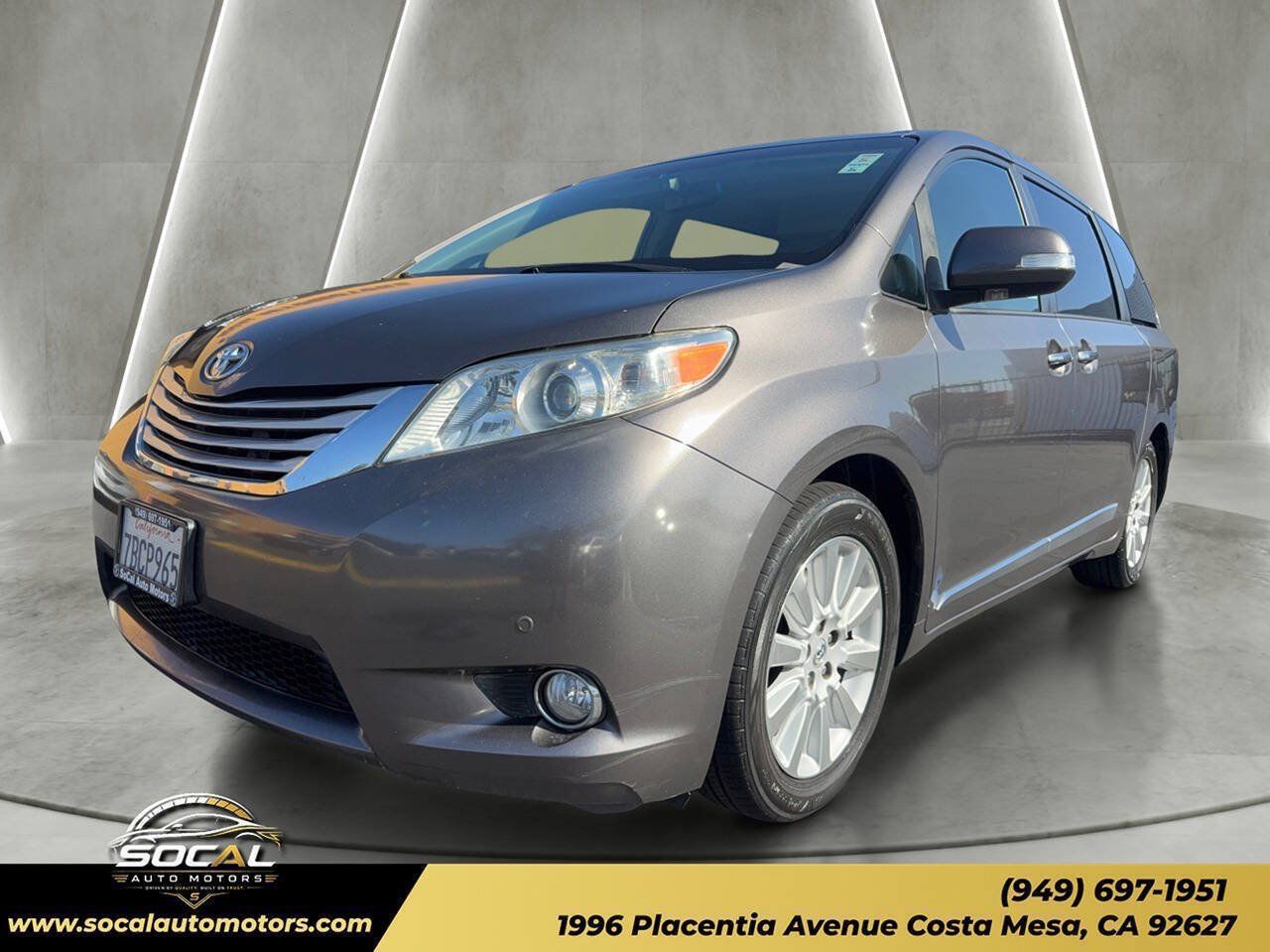 Used 2013 Toyota Sienna Limited w/ Premium Pkg FWD image 34