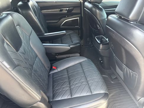Used 2024 Kia Telluride SX Prestige X-Line AWD/4WD image 16