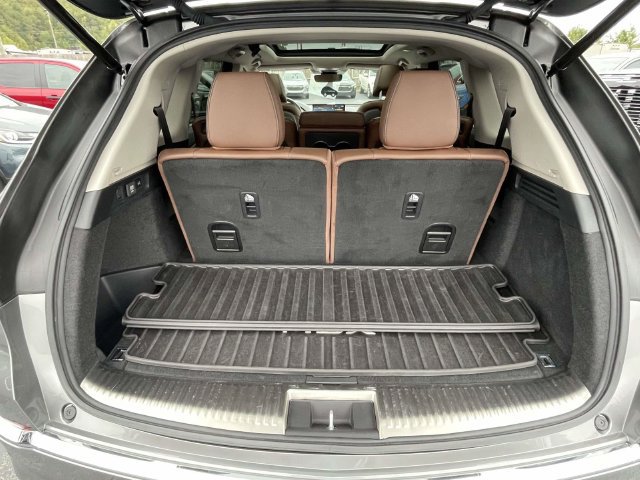 Used 2023 Acura MDX w/ Advance Package AWD/4WD image 9