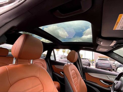 Used 2019 Mercedes-Benz GLC 43 AMG 4MATIC image 25