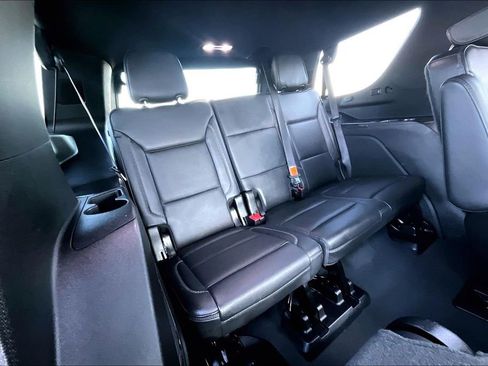 Used 2024 GMC Yukon Denali image 28