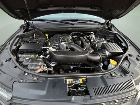 Used 2024 Dodge Durango GT image 33