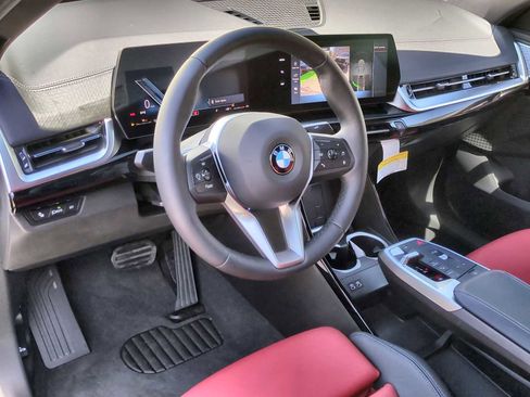 New 2025 BMW X2 xDrive28i w/ Convenience Package AWD/4WD image 10