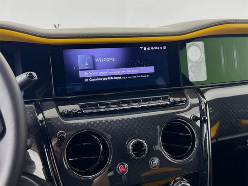 Certified 2025 Rolls-Royce Cullinan Black Badge image 13