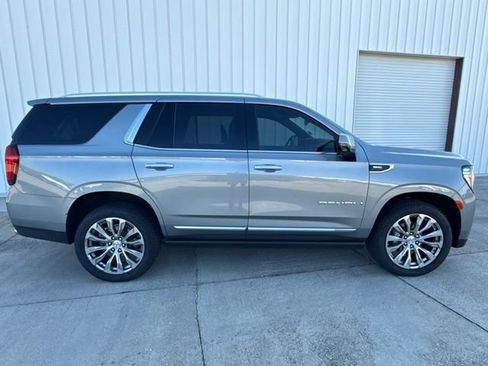 Used 2024 GMC Yukon Denali AWD/4WD image 6