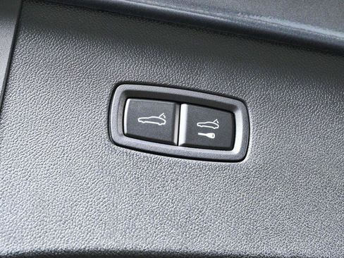 New 2026 Porsche Cayenne Coupe AWD/4WD image 33