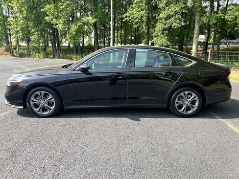 Used 2024 Honda Accord EX image 6