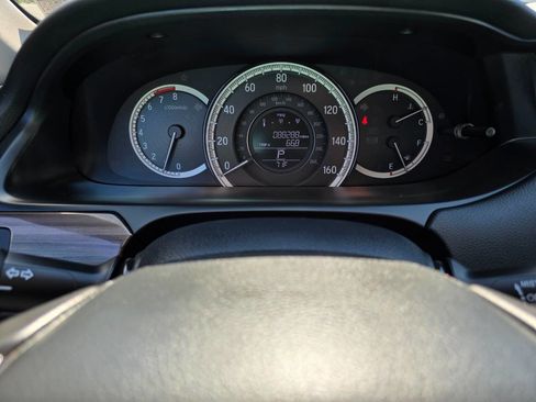 Used 2016 Honda Accord EX-L image 13