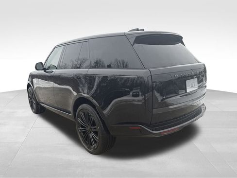 New 2026 Land Rover Range Rover SE image 3