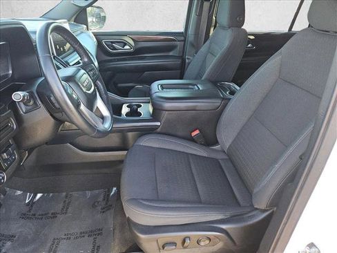 Used 2022 GMC Yukon XL SLE w/ Gmc Pro Safety Plus Package image 15