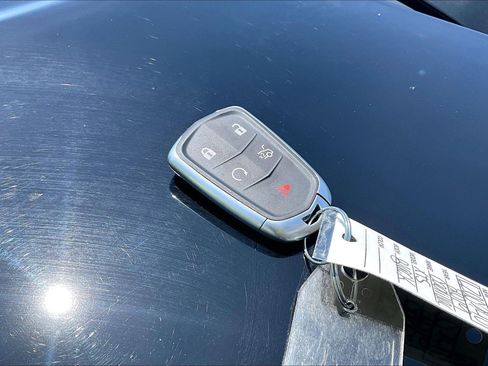 Used 2019 Cadillac XTS Luxury FWD image 35