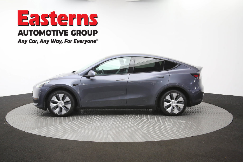Used 2022 Tesla Model Y Long Range AWD/4WD image 56