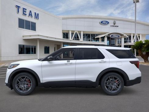 New 2026 Ford Explorer ST image 3
