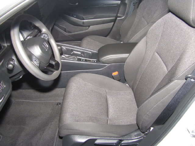 Certified 2025 Honda Accord LX image 34