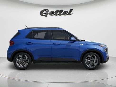 New 2026 Hyundai Venue SEL FWD image 7
