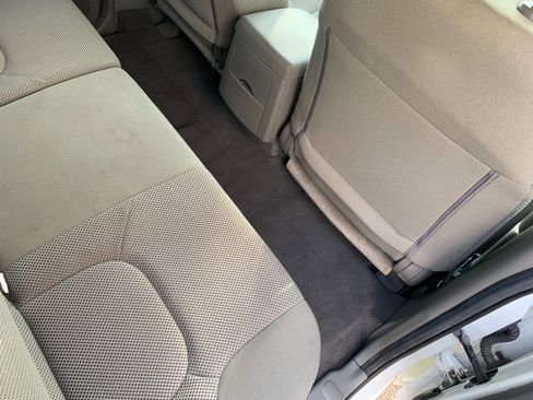 Used 2021 Nissan Frontier SV w/ Midnight Edition Floor Mats AWD/4WD image 32