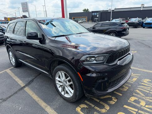 Used 2025 Dodge Durango GT AWD/4WD image 2