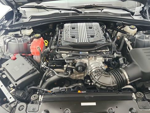 Used 2022 Chevrolet Camaro ZL1 RWD image 16