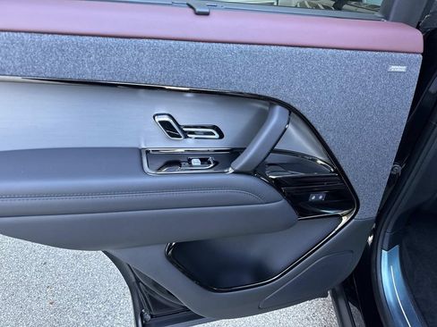 Certified 2025 Land Rover Range Rover Sport Dynamic SE AWD/4WD image 13