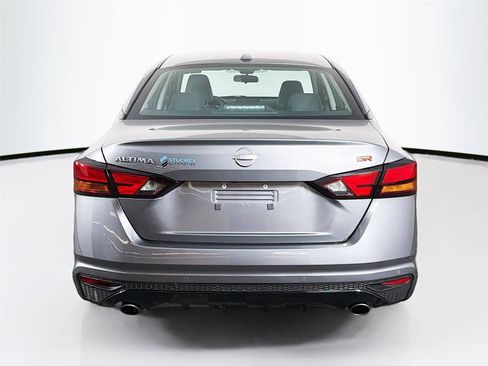 Used 2024 Nissan Altima 2.5 SR image 6