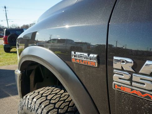 Used 2018 RAM 2500 Tradesman w/ Chrome Appearance Group image 9