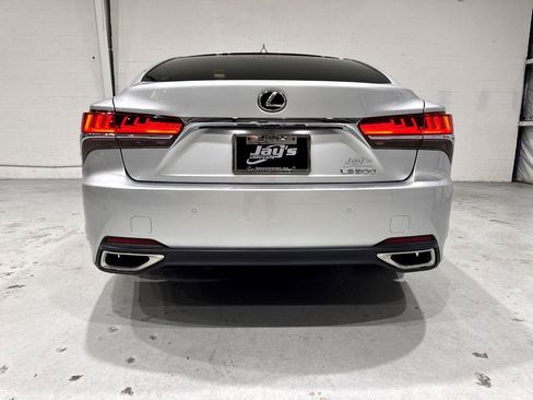 Used 2018 Lexus LS 500 w/ Accessory Package (Z1) RWD image 30
