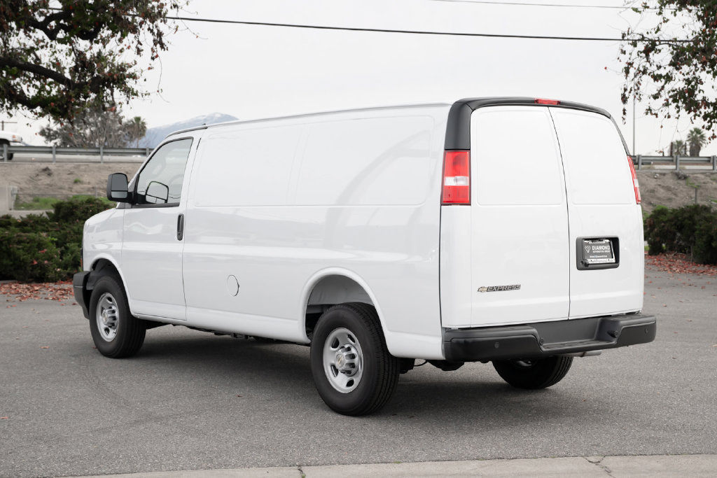 New 2025 Chevrolet Express 2500 w/ Driver Convenience Package RWD image 6