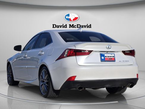 Used 2016 Lexus IS 300 AWD w/ Navigation System Package image 4