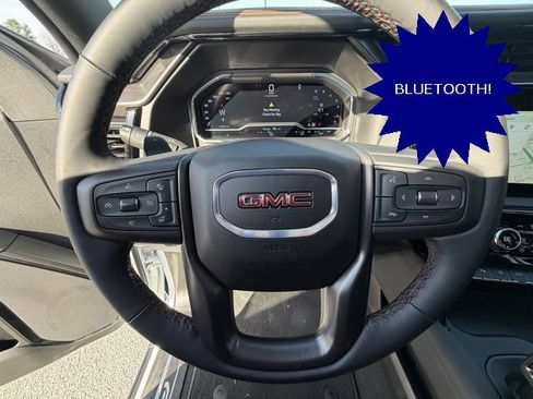 Used 2025 GMC Sierra 1500 AT4 w/ Technology Package image 17