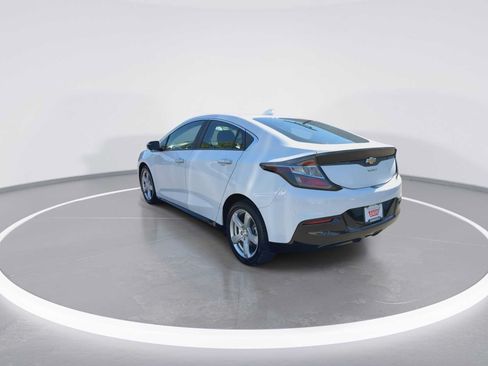 Used 2018 Chevrolet Volt LT w/ Comfort Package FWD image 6