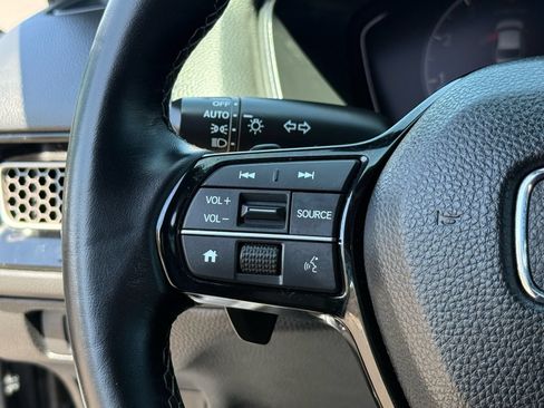 Used 2024 Honda Civic Sport image 17