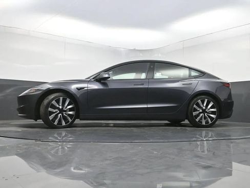 Used 2024 Tesla Model 3 Long Range RWD image 9