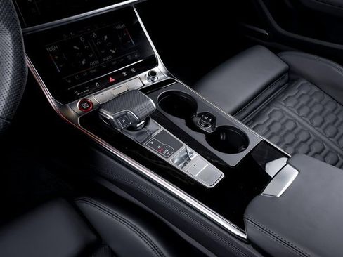 Used 2026 Audi RS 6 performance image 32