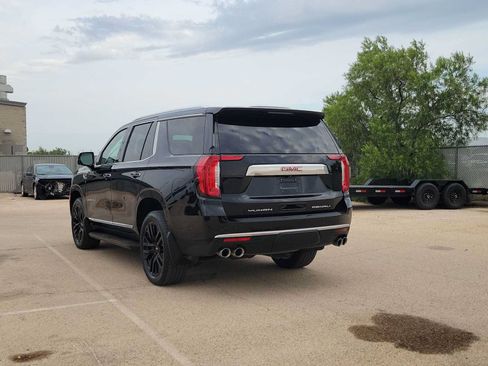 Used 2021 GMC Yukon Denali AWD/4WD image 6