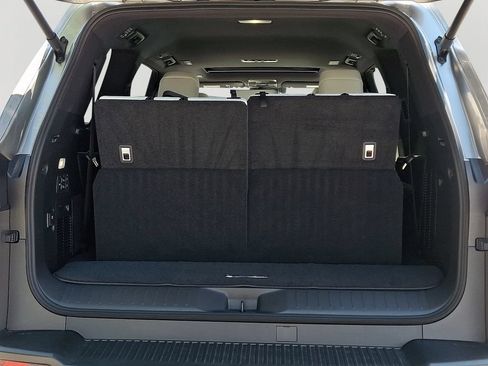 Used 2026 Lexus LX 600 4WD w/ Luxury Package image 28