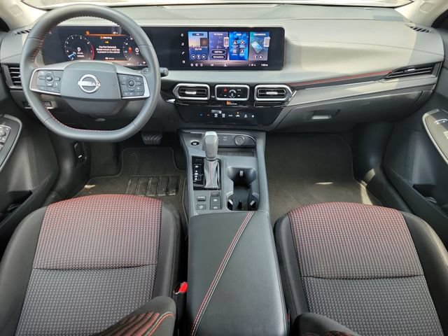 Used 2026 Nissan Sentra SR w/ Floor Mat Package FWD image 10